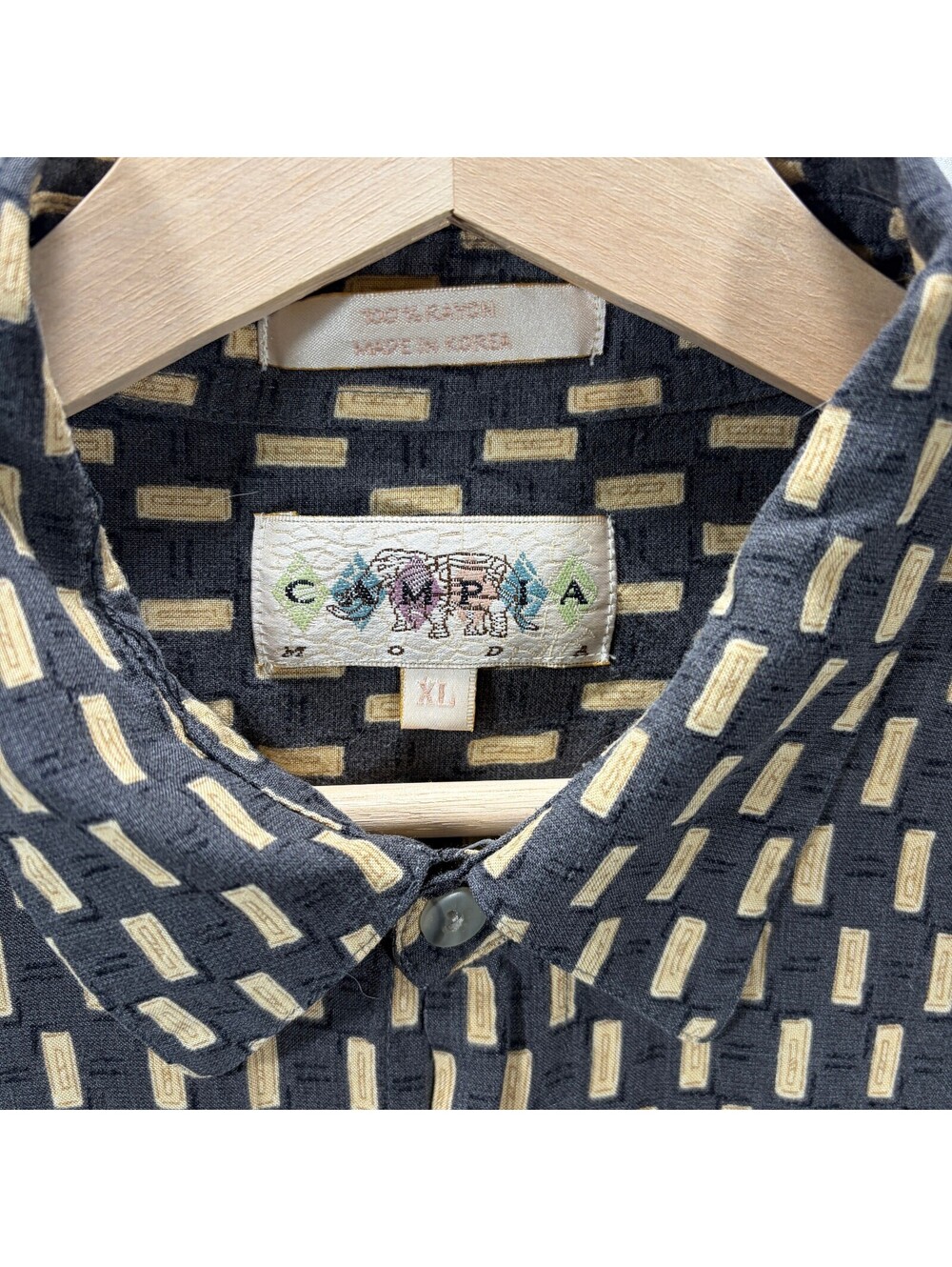 Short Sleeve Button Up Geometric Oversized - Picture 4 of 4